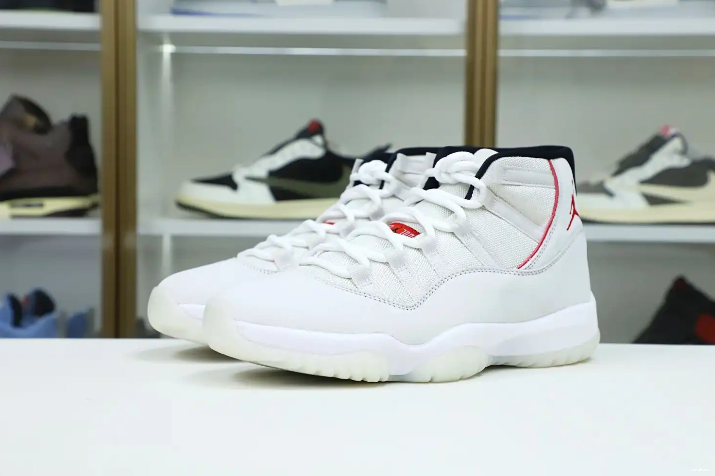 JORDAN RETRO TINT 11 XI AIR Kimikick PLATINUM 0528